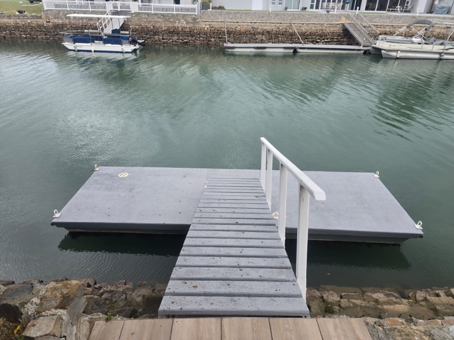 4 Bedroom Property for Sale in Royal Alfred Marina Eastern Cape